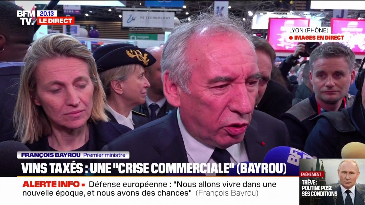 Donald Trump "lance une guerre commerciale", déclare François Bayrou