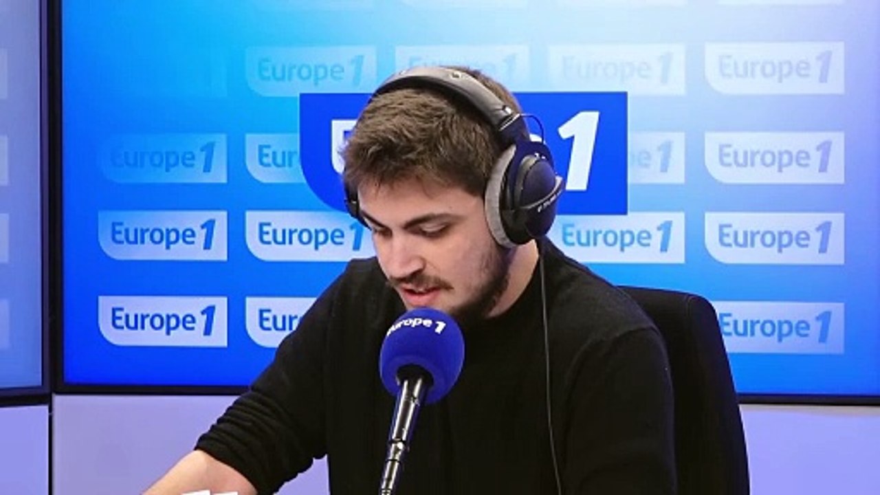 Avec la crise internationale, Emmanuel Macron tente de reprendre la main sur le gouvernement