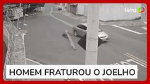 Carro atinge escada no meio da rua e derruba homem que trabalhava em fiação