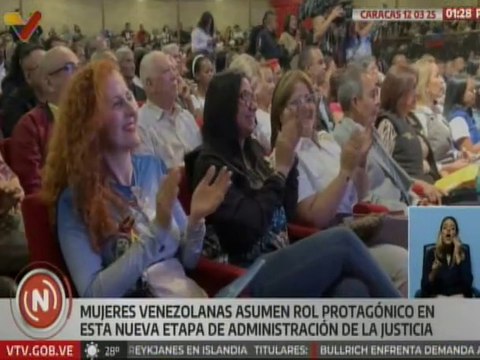 TSJ juramentó a más de mil 800 jueces y juezas de paz comunal en Caracas