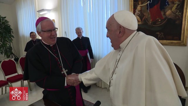 El Papa celebra con el personal sus doce años de Pontificado mientras su salud sigue estable