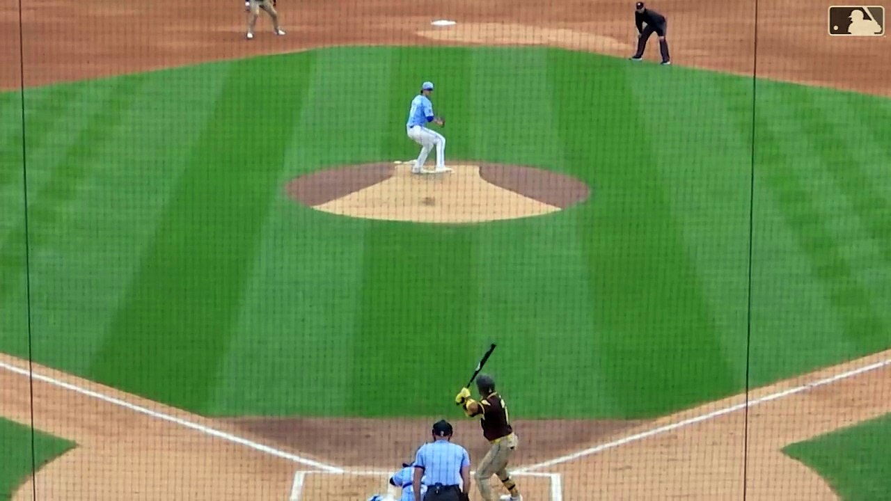 MLB: Luis Arráez impulsa dos carreras con un triple