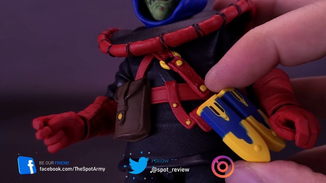 NECA Dungeons and Dragons 50th Anniversary Zarak Evil Half-Orc Assassin Figure