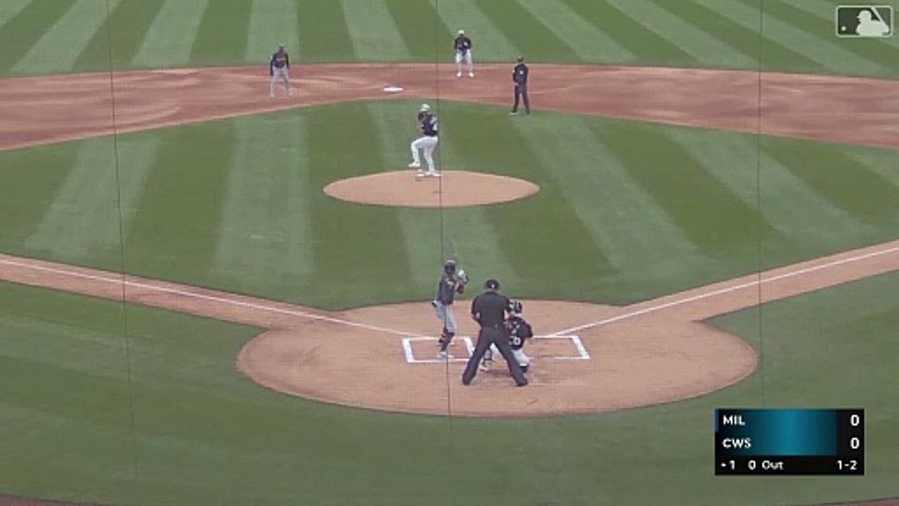 MLB: Jackson Chourio impulsa una carrera con doble