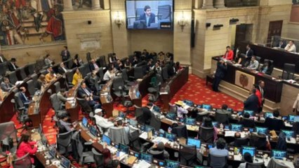 Las apuestas electorales y las renuncias que la convocatoria a una consulta popular puso en pausa