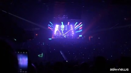 Francesco Gabbani ha dato il via al suo nuovo tour nei palazzetti