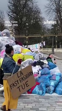 Ils déversent 10 tonnes de vêtements devant le Sénat