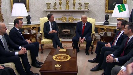 Trump amenaza con aplicar aranceles de 200% al champán y vinos de la UE