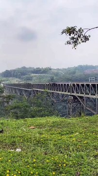 KAI Kereta Api Harina dari Surabaya tujuan Bandung