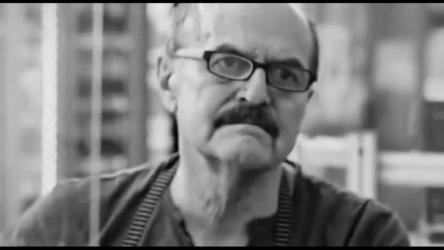 In streaming Il coupon della felicità , c'è anche Pier Luigi Bersani