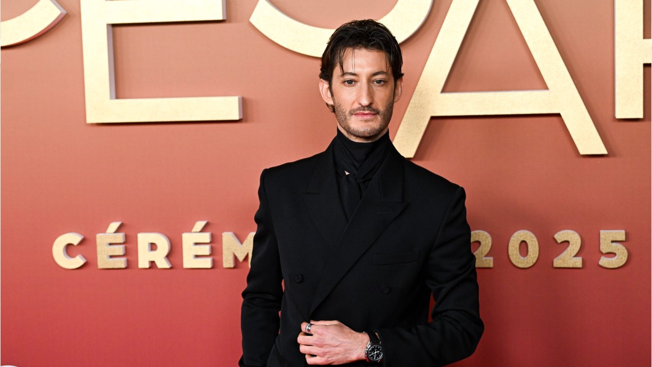 Pierre Niney “assez médiocre” : des années plus tard, ces mots le hantent encore…