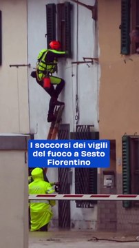 I soccorsi dei vigili del fuoco a Sesto Fiorentino
