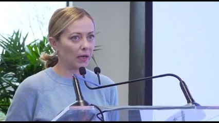 Meloni: "Penso in grande per l'Italia, no alle scorciatoie"