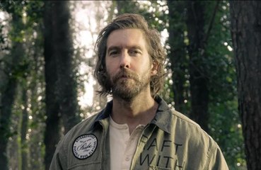 Calvin Harris returns with raw new track