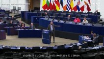 Risate all'Europarlamento, il deputato belga: 