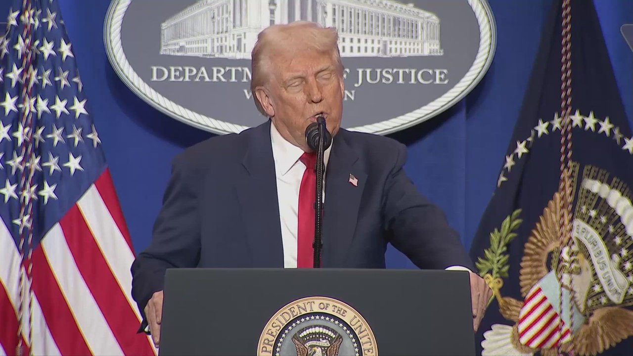 Trump sparks laughter at DOJ with joke about his own case