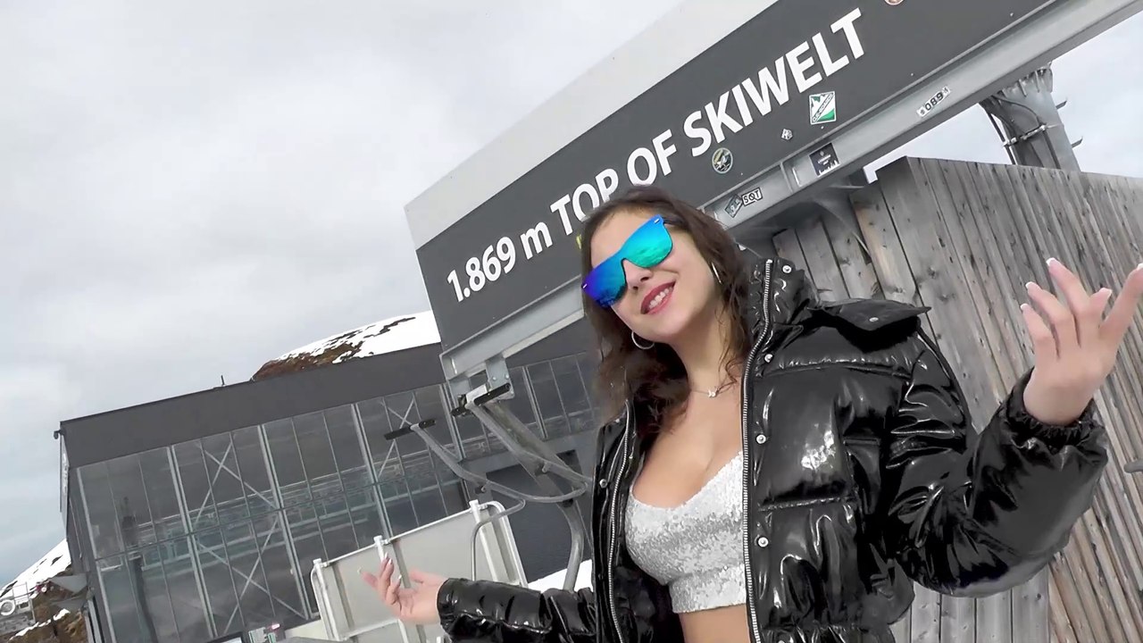 Tina Frey - Über'n Berg (Hymne #KitzSkiWelt2025WR14)