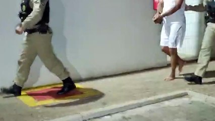 Suspeito de agredir a mulher é preso pela PM no Riviera