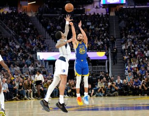Great Regular Season 3-Pointers of Stephen Curry’s Career