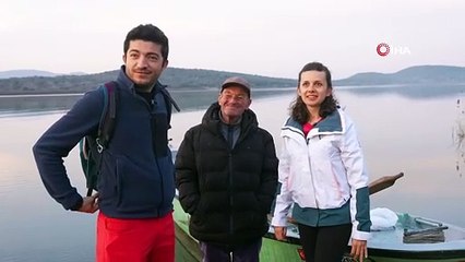 Gecikmeli gelen mutluluk: Yaren Leylek 14. kez Adem Amca’nın kayığında!