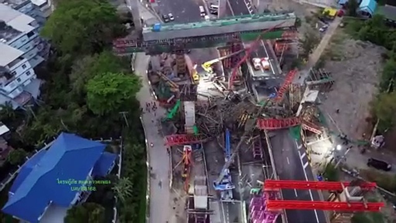 ภาพมุมสูง เหตุสะพานถล่มพระราม 2 เสียชีวิต 7 เร่งค้นหาผู้ติดใต้ซาก