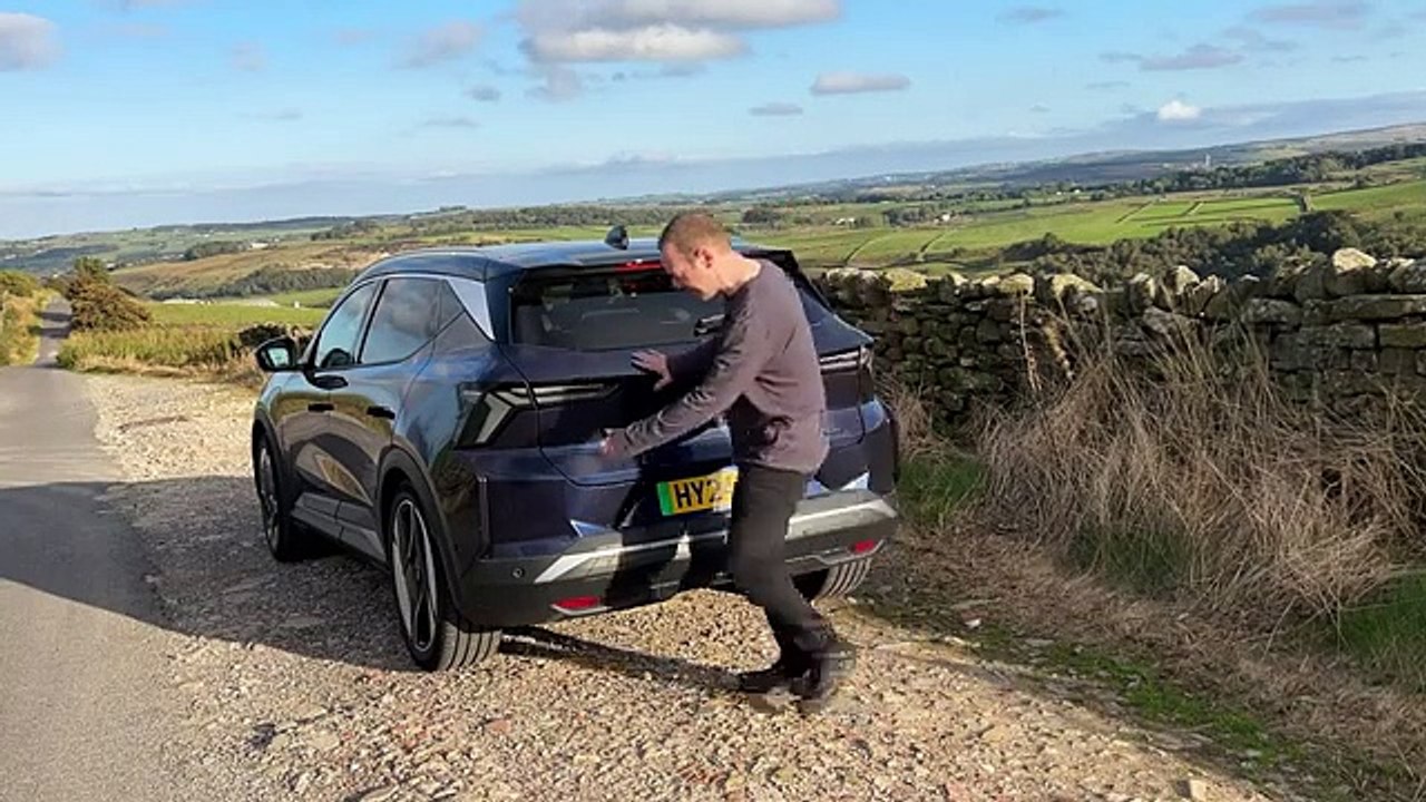 Renault Scenic (EV) - Probably The Best Family EV There Is!