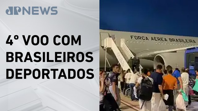 Voo com 135 deportados dos EUA chega ao Brasil neste sábado (15)