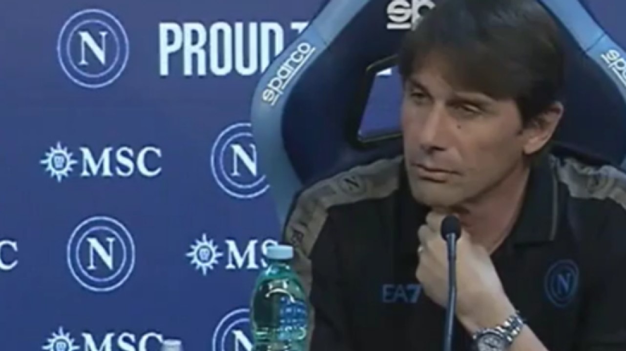 Napoli, Conte: "Futuro alla Juve? Non devo dire niente a nessuno"
