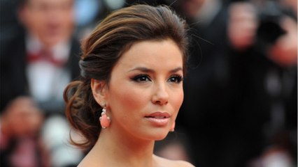 GALA VIDEO - Eva Longoria plus sensuelle que jamais à 50 ans : ces clichés qui en disent (et en dévoilent) beaucoup !