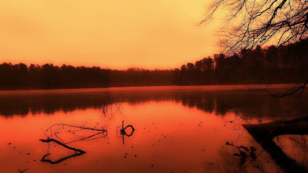 Wind Sounds & Ice Cracking 🧊 Frozen Lake - Relaxing Nature Sounds for Sleep & Meditation