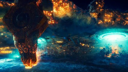 Everything starts rising when alien ship arrives on Earth #hollywoodmovie #englishmovie [1614008395874917]