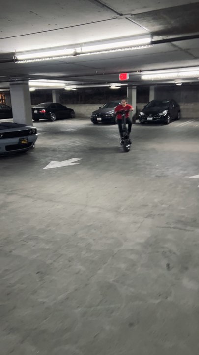 Girlfriend rides Dualtron X ⚡️🛴