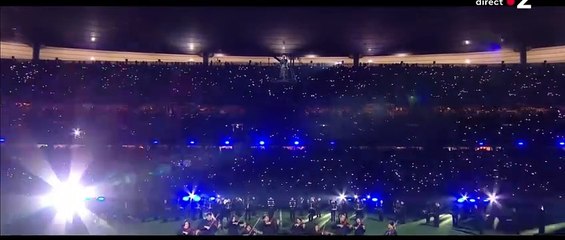 Louane interprète sa chanson pour l'Eurovision