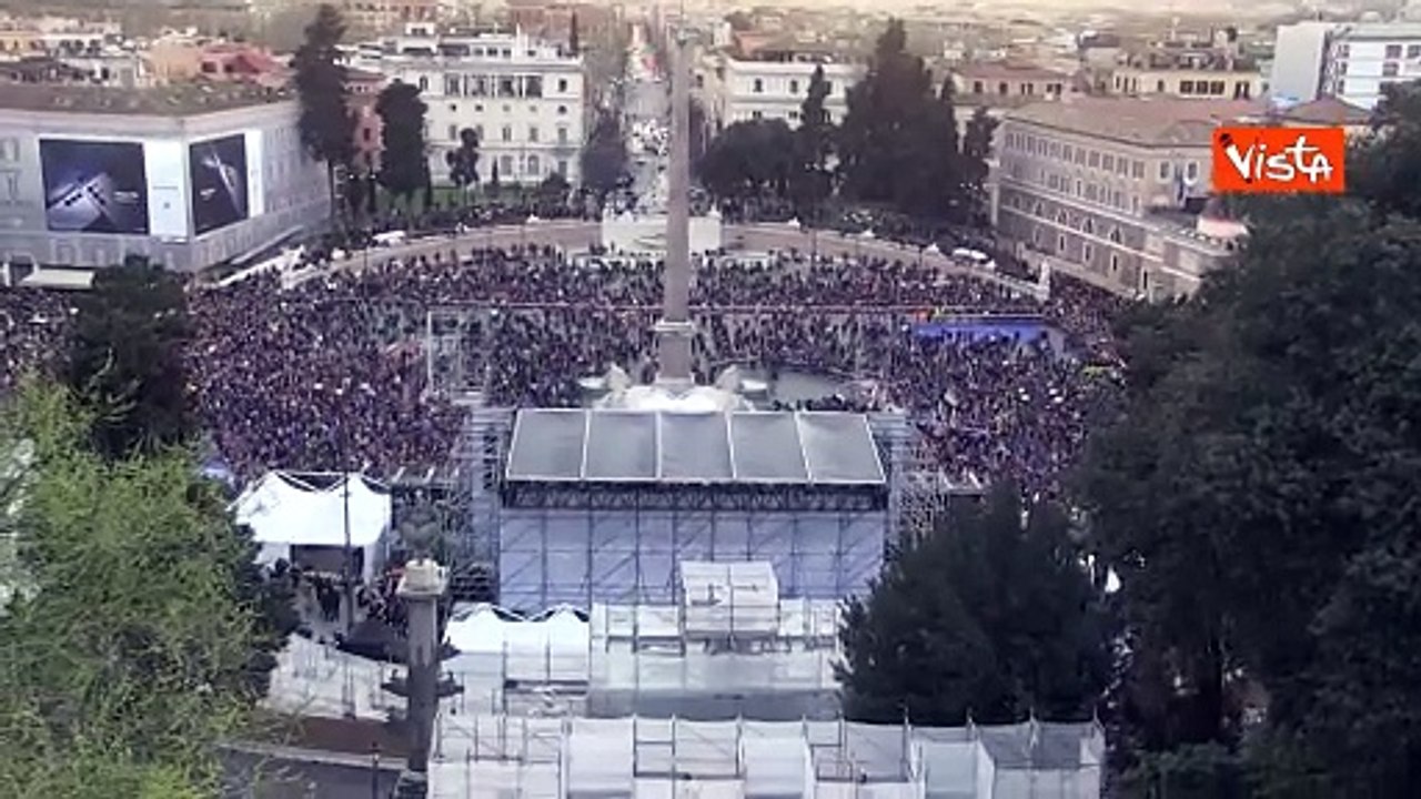 "Una piazza per l'Europa", la manifestazione a Roma vista dall'alto