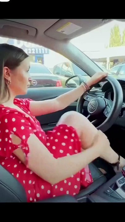 #femininity #skills #womanpower #superwoman #sn2sg #respect #sunnight #longleg #sunnightmusic #park #sunnightpop #beautifulleg #wifechallenge #womenchallenge #goals #magic #tipsandtricks #lifehacks #cartips #automobile