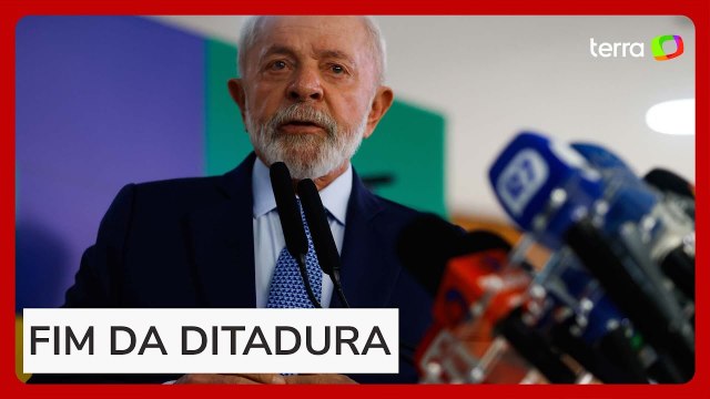 ‘É preciso defendê-la todos os dias’, diz Lula sobre os 40 anos de redemocratização