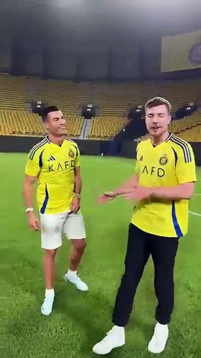 Ronaldo Teaches Me How To SIUU? #mrbeast #memes #pewdiepie #youtube #mrbeastmemes #dankmemes #meme #fortnite #minecraft #ksi #mrbeastyt #explorepage #instagram #mrbeastfanpage #shopmrbeast #pewdiepiememes #mrbeastgaming #mrbeastedit #follow #funny #subtop