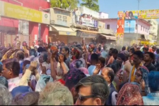 महादेव की होली में लोगो ने जमकर उड़ाए रंग और गुलाल