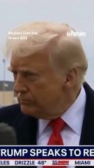 Donald Trump frappé au visage par un micro