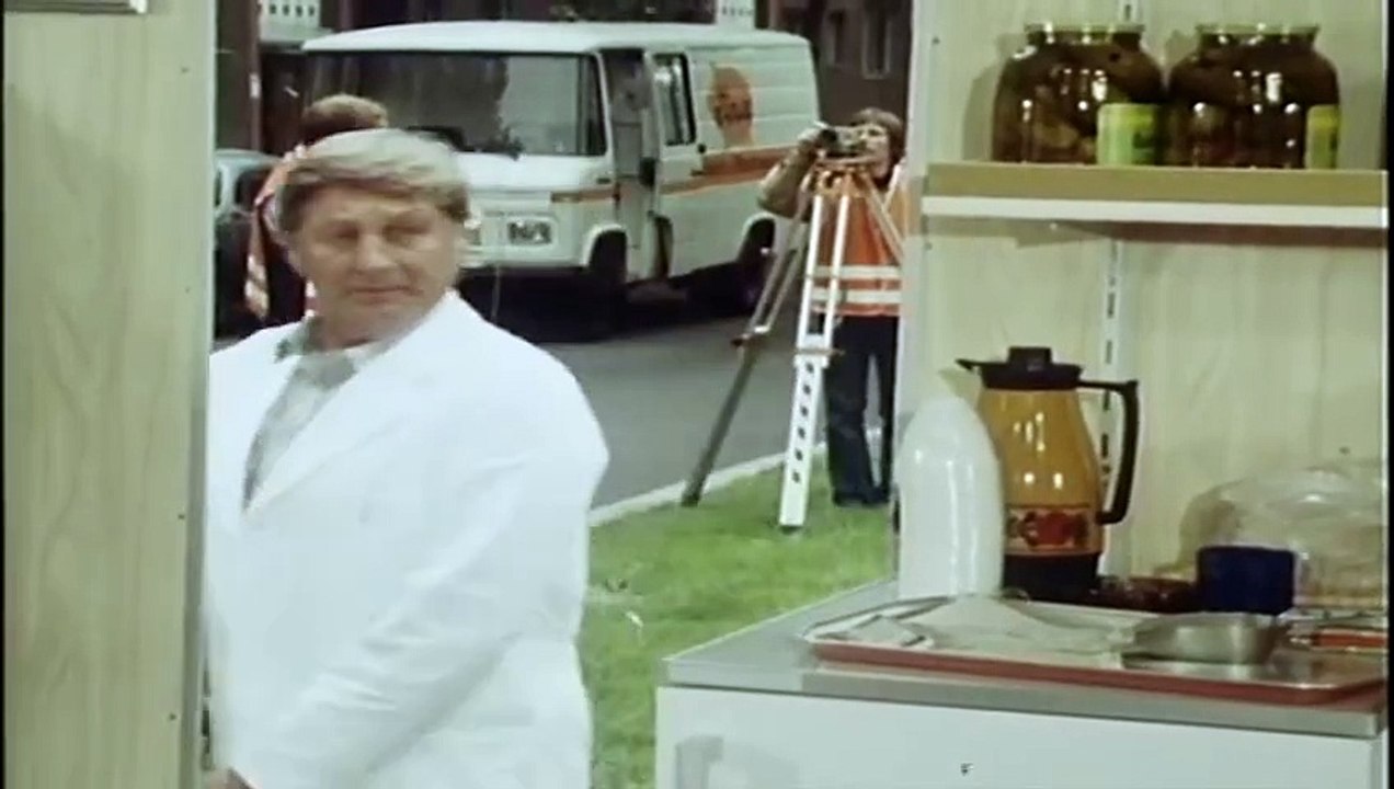 Drei Damen vom Grill S03E11-Heimlichkeiten