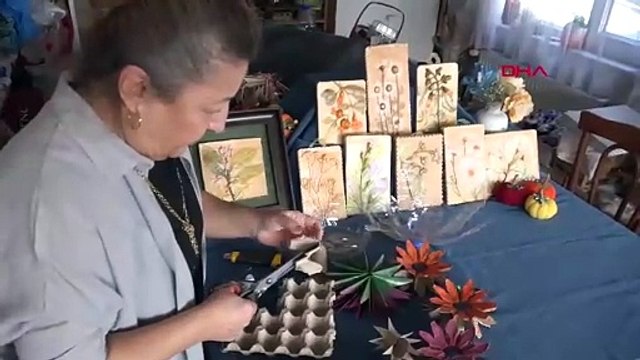 Tam 31 yıldır evsel atıkları çöpe göndermek yerine birer süs eşyasına dönüştürüyor