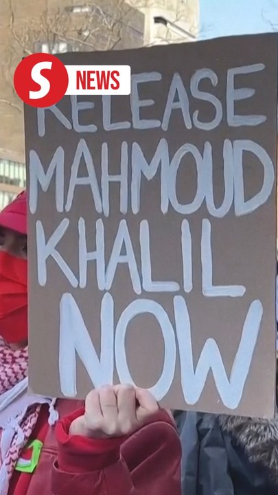 Demonstrators continue to take to streets in support of Mahmoud Khalil