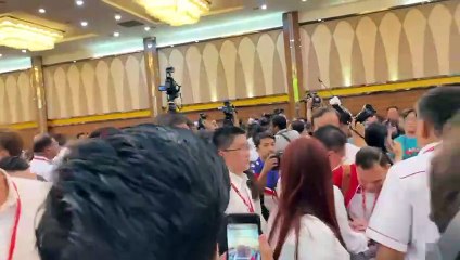 行动党党选 | 倪可敏、黄家和、李存孝接受党员祝福