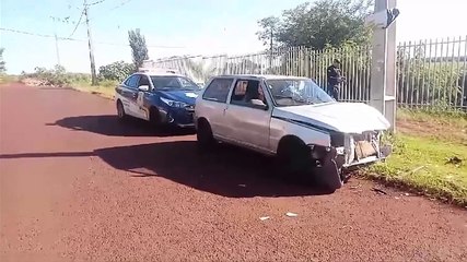 Uno é abandonado após se envolver em acidente no Interlagos