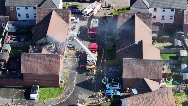 Emergency services called to fire at ‘multiple properties’ in Southwater