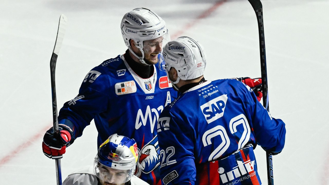 Kühnhackls Abstauber-Tor lässt die Adler jubeln
