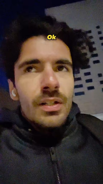 La fille du tram est bien trop gentille