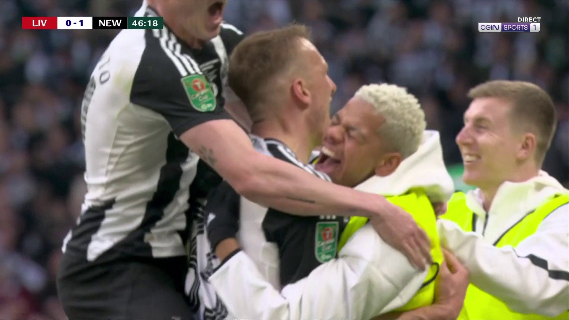 Carabao Cup : Dan Burn surprend Liverpool avant la pause !