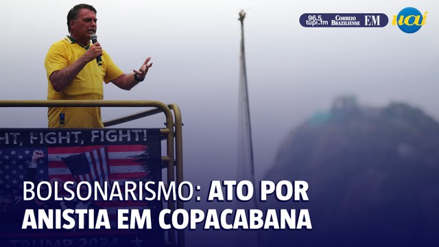 Bolsonaro reúne apoiadores em ato por anistia em Copacabana