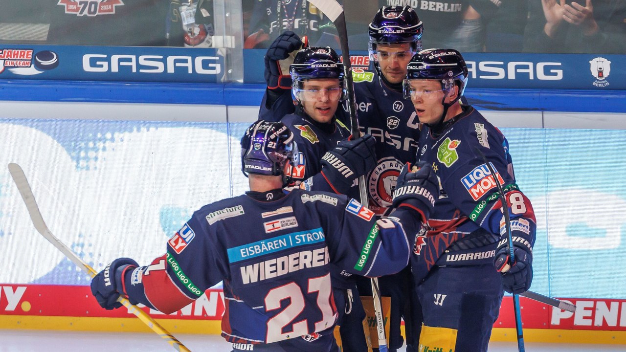 Klare Nummer in Berlin: Eisbären treffen sogar in Unterzahl